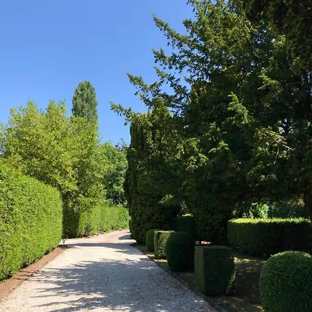 Ferienhaus Petit Manoir Av Court De Tennis *