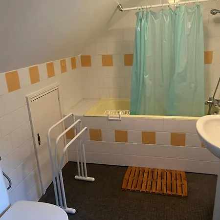 Petit Manoir Av Court De Tennis Ferienhaus