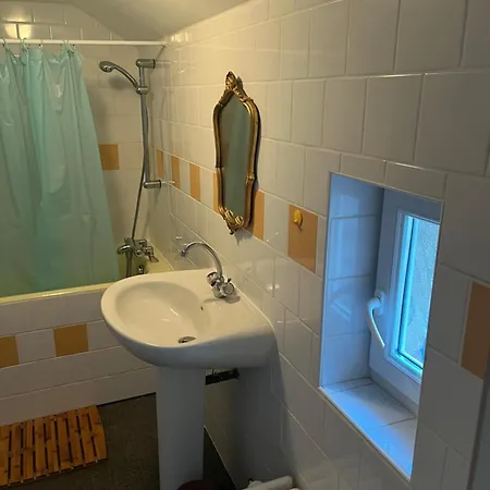 Petit Manoir Av Court De Tennis Amaye-sur-Orne